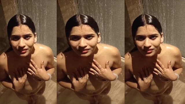 Desi Girlfriend Sucking Dick Bathing Videos Viral