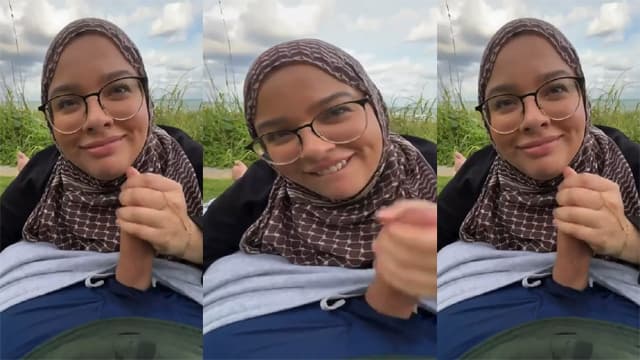 Desi Hijabi Maal – Big Cock Sucking Park MMS