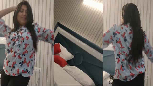 Horny Aunty Does Dirty Dance Then Sucks Mms